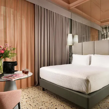 Leon'S Place Hotel In Rome-3